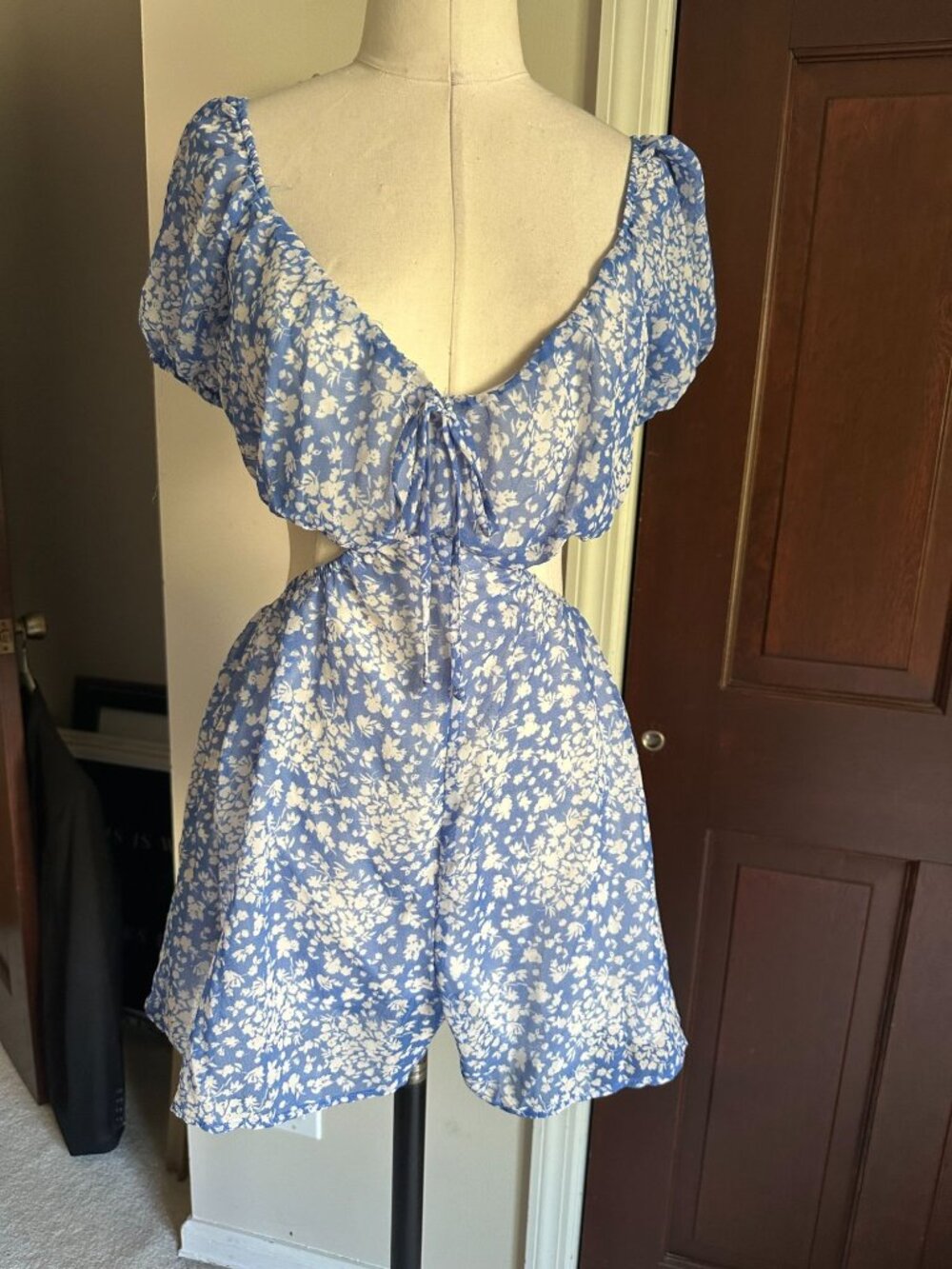 Le Lis Slit Sides Blue and White Romper M